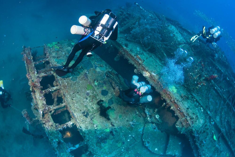 Wreck Diving taprobaneleisure 4