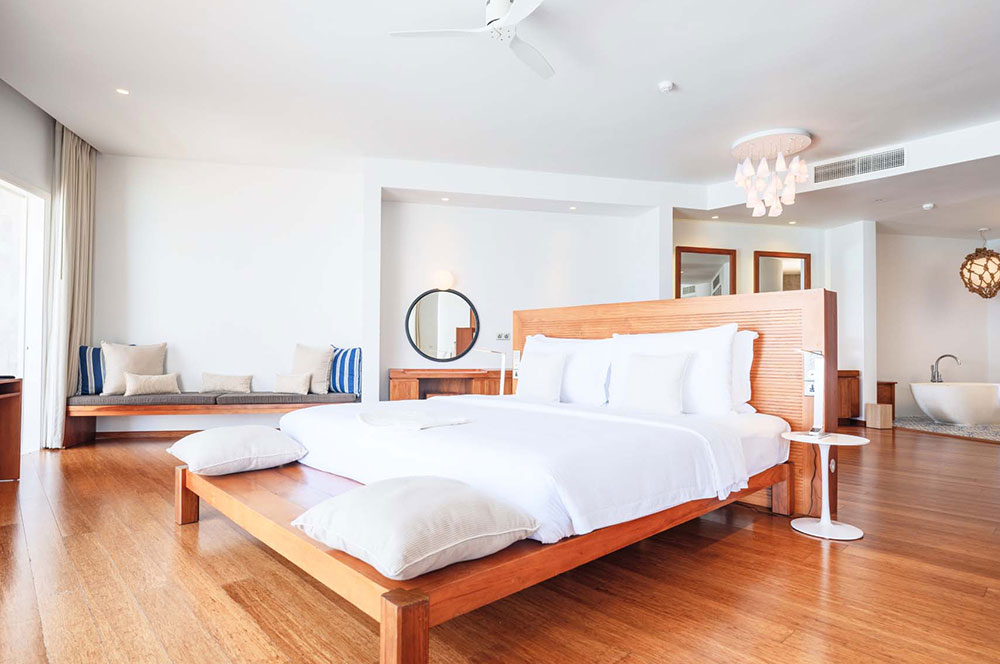 Taprobane-Leisure-Maldives-Amila-Maldives-Gallery-Reef-Water-Bed